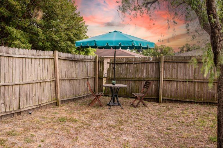 Upscale Ybor House With Outdoor Living Space Tampa Buitenkant foto